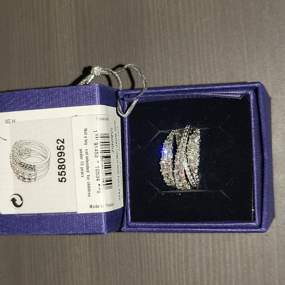Twist ring swarovaki